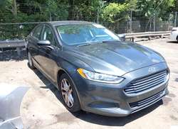 2016 Ford Fusion S