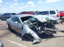 2014 Dodge Challenger SXT