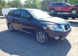 2014 Nissan Pathfinder SL