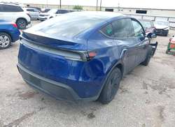 2026 Tesla Model Y Premium Rear-Wheel Drive/Rear-Wheel Drive — 4