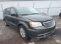2015 Chrysler Town &AMP; Country Touring