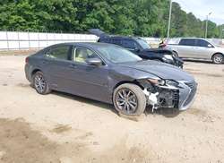 2017 Lexus ES 300H  