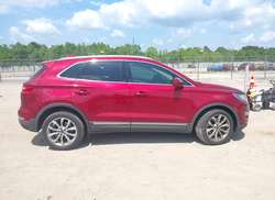 2016 Lincoln MKC Select — 13