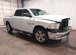 2018 RAM 1500 BIG Horn 4X4 5'7 BOX