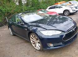 2013 Tesla Model S  