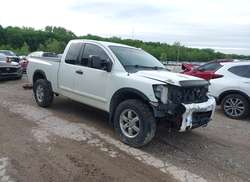 2012 Nissan Titan PRO-4X/S/SV