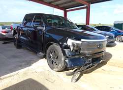 2025 Ford F-150 Lightning Lariat