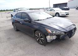 2022 Nissan Altima SV FWD
