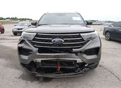 2021 Ford Explorer XLT — 13