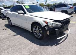 2017 Infiniti Q50 2.0T Base