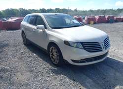 2018 Lincoln MKT Reserve