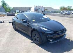 2022 Tesla Model 3 Rear-Wheel Drive