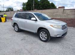 2013 Toyota Highlander SE V6