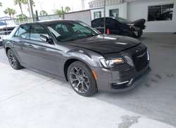 2018 Chrysler 300 300S