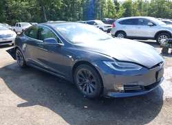 2020 Tesla Model S  
