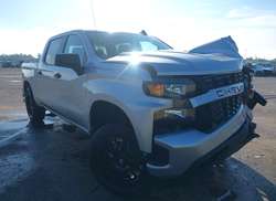 2020 Chevrolet Silverado 1500 2WD Short BED Custom