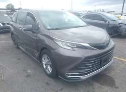 2021 Toyota Sienna Limited