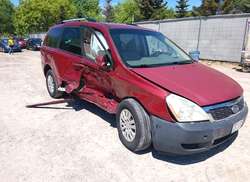 2011 KIA Sedona LX