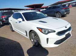 2019 KIA Stinger  