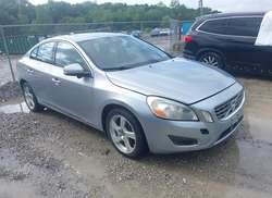 2013 Volvo S60 T5
