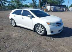 2014 Toyota Venza XLE V6