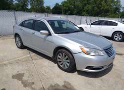 2012 Chrysler 200 Touring