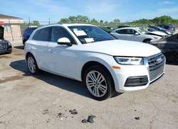 2018 Audi Q5 2.0T Premium/2.0T Tech Premium