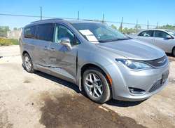 2020 Chrysler Pacifica Limited — 1
