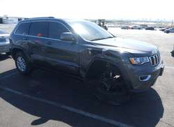 2019 Jeep Grand Cherokee Laredo E 4X2