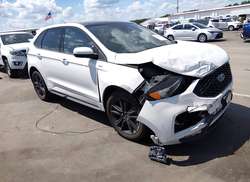2021 Ford Edge ST-Line — 1