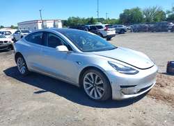 2018 Tesla Model 3 Long Range/MID Range