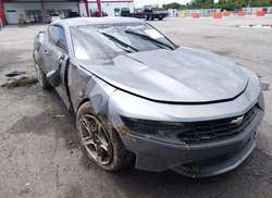 2020 Chevrolet Camaro RWD 1LT