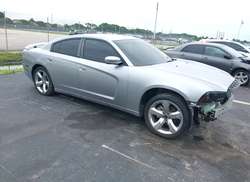 2013 Dodge Charger SXT