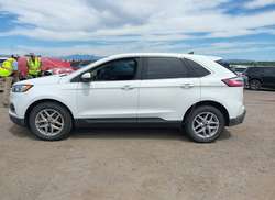 2021 Ford Edge SEL — 14