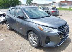 2022 Nissan Kicks S Xtronic CVT