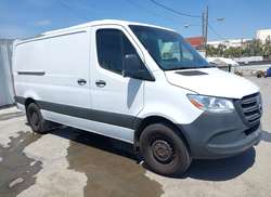 2024 Mercedes-Benz Sprinter 2500 Standard Roof 4-CYL Diesel HO