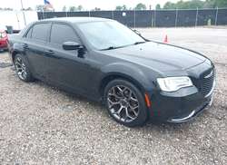 2017 Chrysler 300 Limited