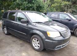 2011 Chrysler Town & Country Touring