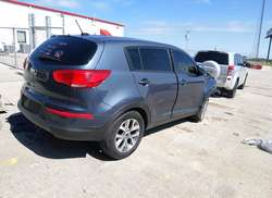 2016 KIA Sportage LX — 4