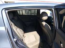 2016 KIA Sportage LX — 8