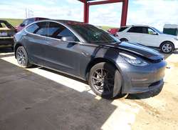 2019 Tesla Model 3 Long Range/Performance