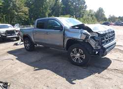 2024 GMC Canyon 4WD AT4