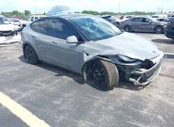 2024 Tesla Model Y Long Range Single Motor Rear-Wheel Drive/RWD