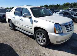 2013 Cadillac Escalade EXT Luxury