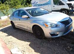 2015 Nissan Altima 2.5/2.5 S/2.5 SL/2.5 SV
