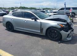 2023 KIA Stinger GT2