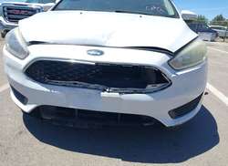2016 Ford Focus SE — 17