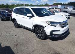 2020 Honda Pilot 2WD Touring 8 Passenger