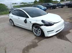 2022 Tesla Model 3 Long Range Dual Motor ALL-Wheel Drive