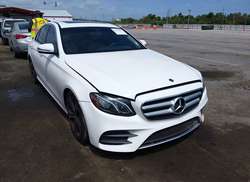 2017 Mercedes-Benz E 300  